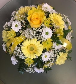 Traditional Posy   Yellow and White